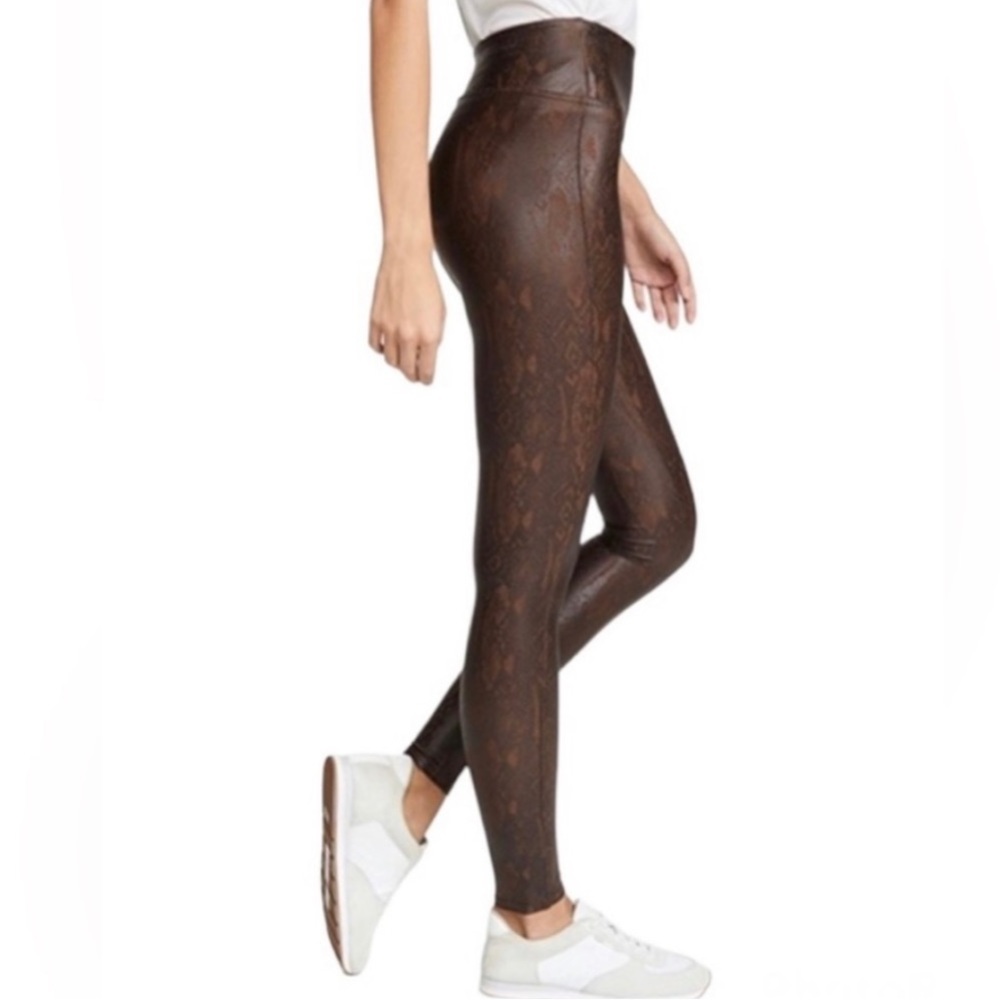 SPANX® Snake Print Faux Leather Leggings
 
BROWN SNAKESKIN, Size L